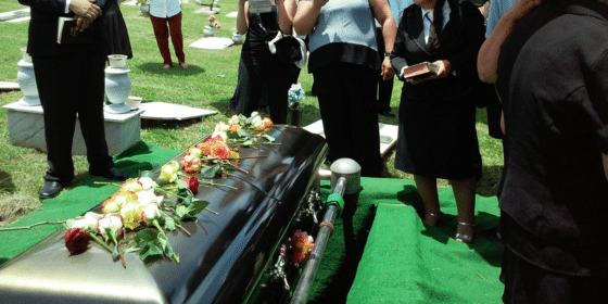 The Benefits of a Family Mausoleum Over Burial Plots