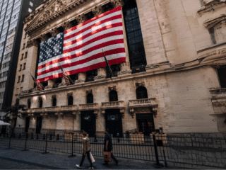 Are Extended NYSE Trading Hours Helping Investors or Hurting Them?