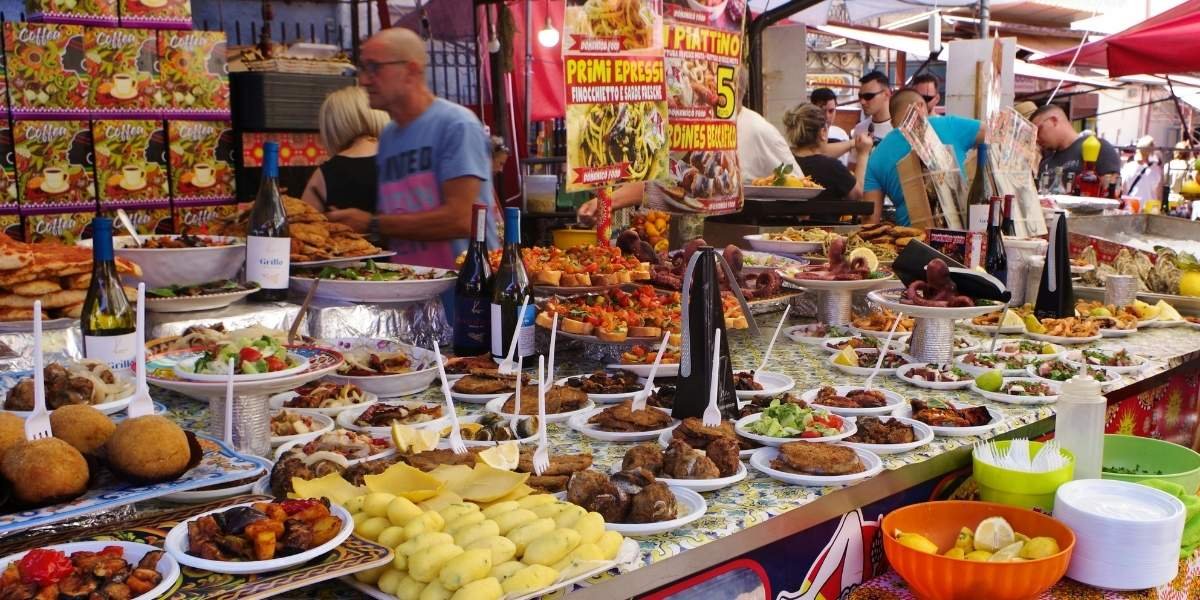 Gastronomic Experiences: Discovering Food Festivals and Local Cuisine