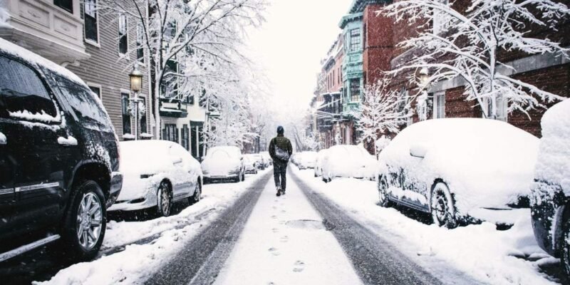 30-Degree Drop: NYC Plunge Triggers Freeze Warning & Snow Chances