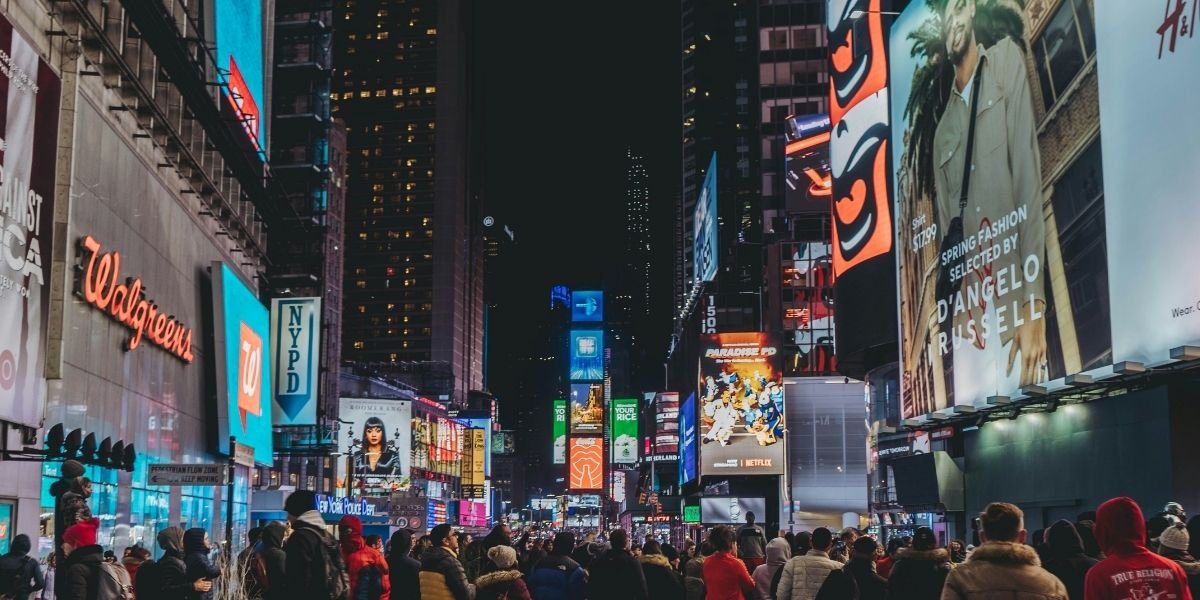 Beyond Wellness How Zero-Proof Culture is Reshaping NYC Nightlife Economics and Social Capital