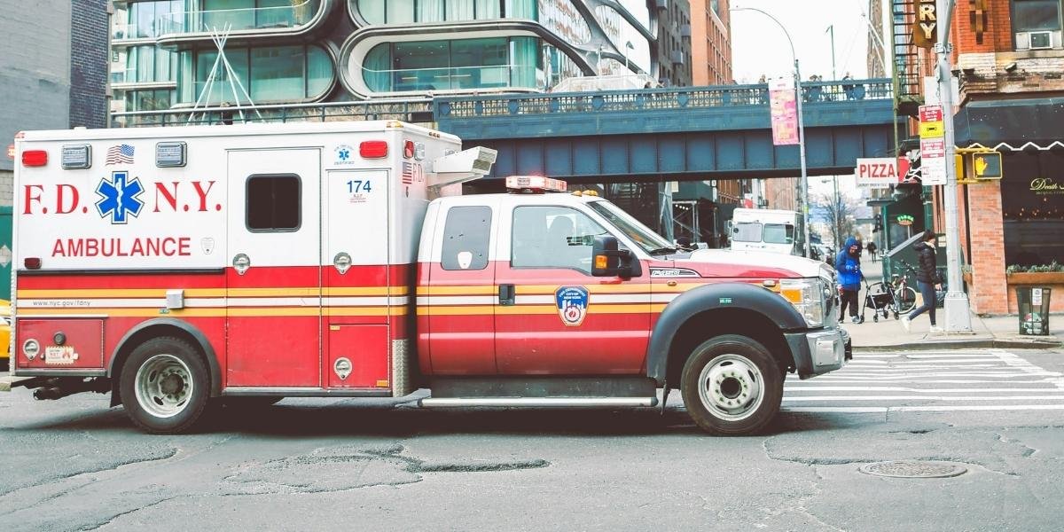 NYC Nurses Fight AI Rollout: Safety vs. Cost in Hospital Tech Showdown