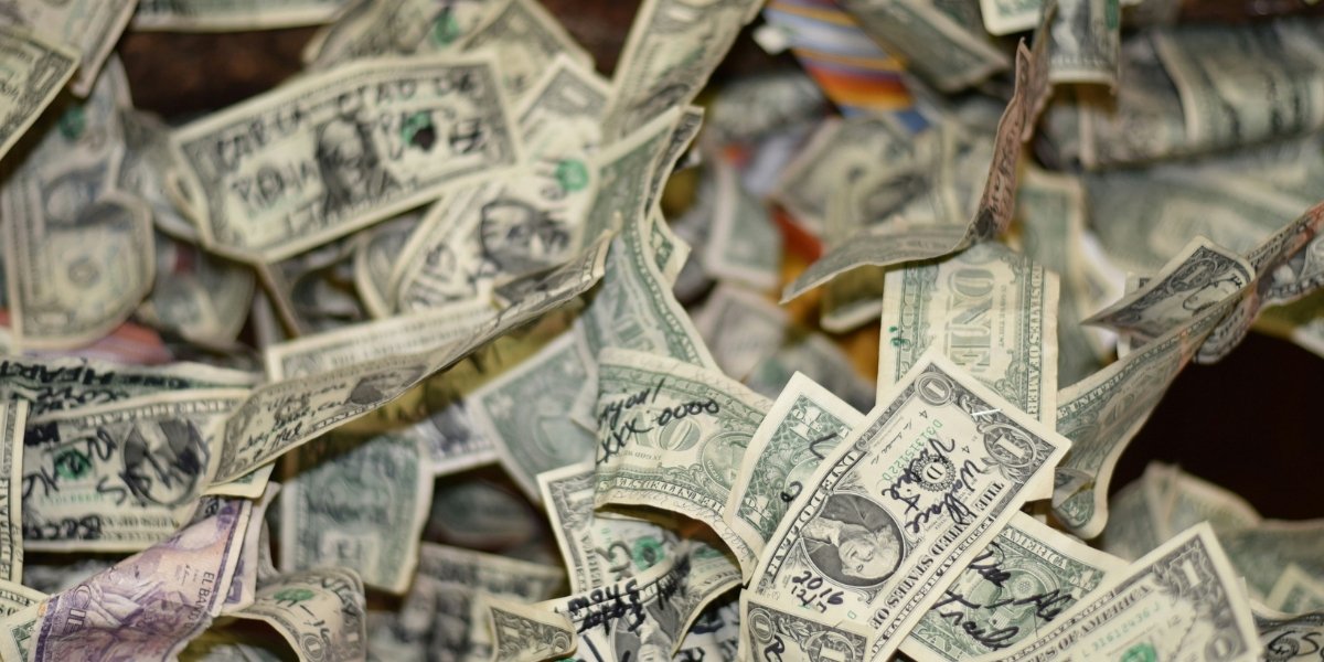 NYC Wealth Exodus: Mamdani Effect, Tax Hike Fears, and the Florida Migration Spike