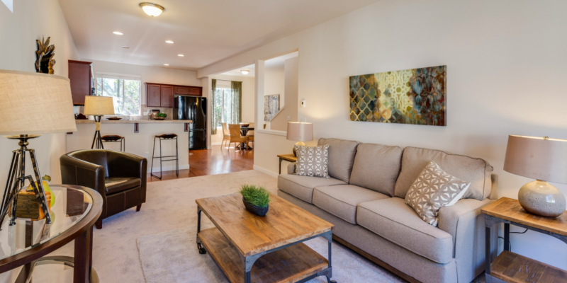 Manhattan's Mortgage Moment NYC Foreclosures Hit 15-Year Peak Amid Market Strain