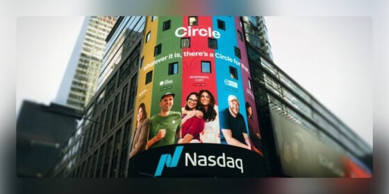 Circle – An Analysis of the Times Square Advertising Campaign Highlighting Customer Achievements
