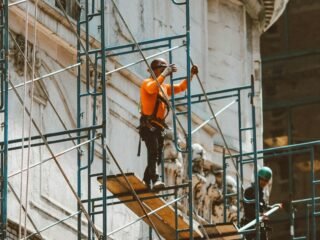 New York City Sidewalk Shed Crackdown Mayor Mamdani’s Plan to Remove Scaffolding
