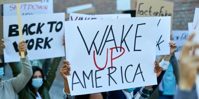 NYC's 34,000 Building Workers Vote to Strike — Deadine Is April 20