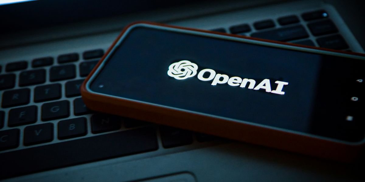 Qualcomm Surges 9% on OpenAI Smartphone Chip Partnership