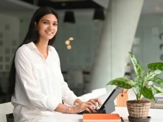 How Business Lines of Credit and Unsecured Loans Build Long-Term Capital in 2026-2027
