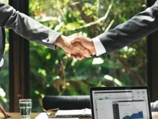How to Use Unsecured Business Funding to Survive and Win in a Competitive Market