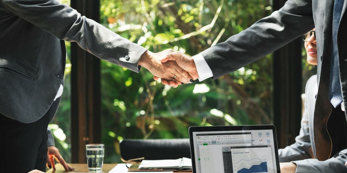 How to Use Unsecured Business Funding to Survive and Win in a Competitive Market