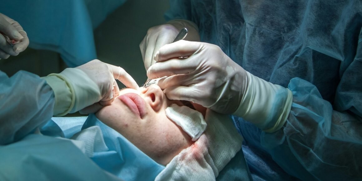 What Is Blepharoplasty Eyelid Surgery? Benefits and Recovery
